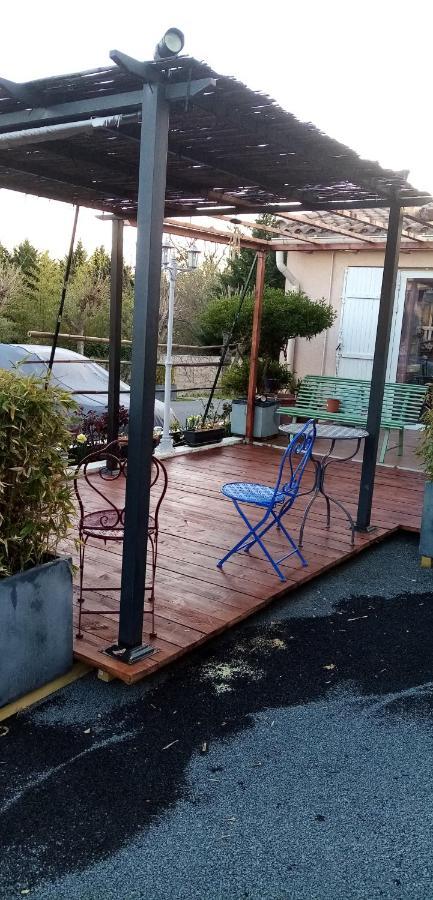 מלון Aujargues Le Grand Jardin מראה חיצוני תמונה
