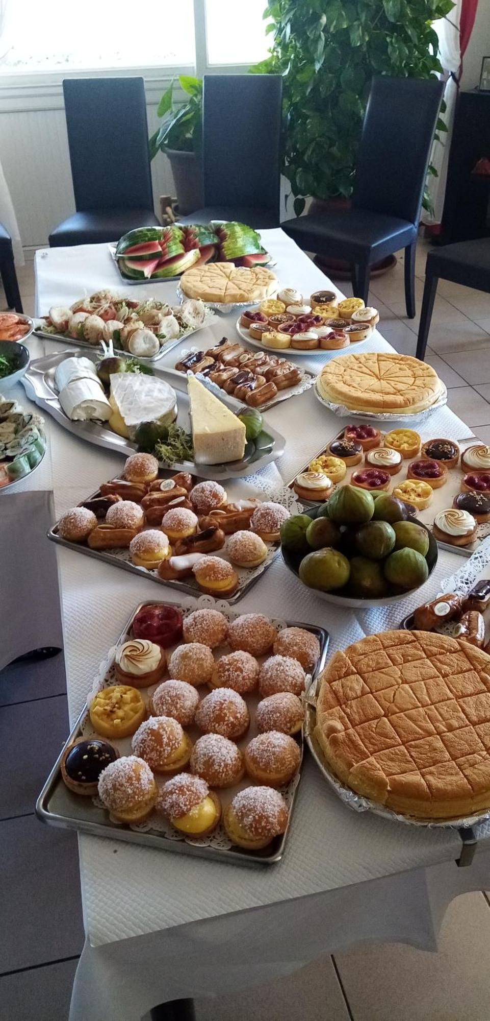 מלון Aujargues Le Grand Jardin מראה חיצוני תמונה